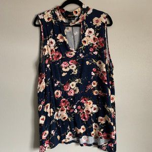 Turtleneck Keyhole Floral Sharkbite Tank